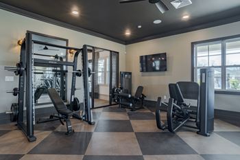 24/7 State of the art fitness center